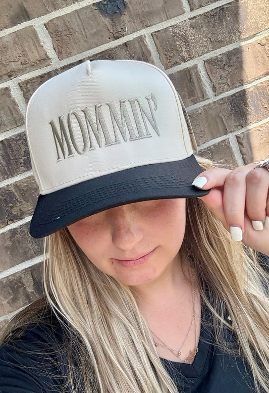 Mommin’ Trucker Hat
