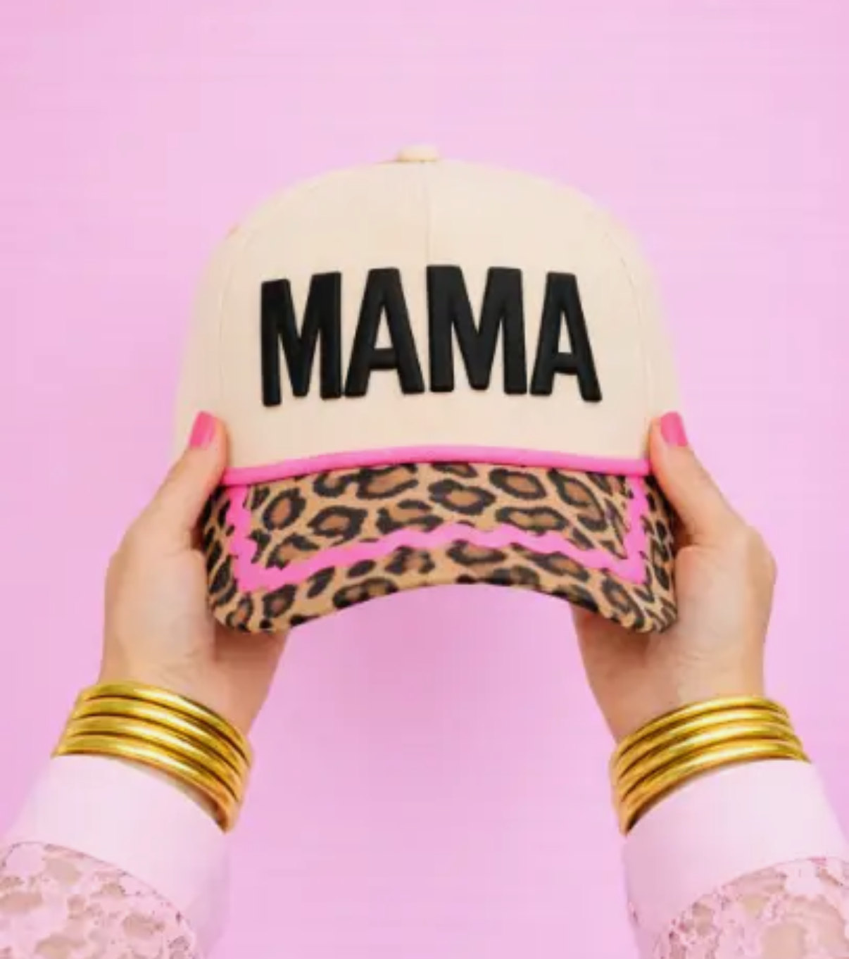 Mama Leopard Trucker